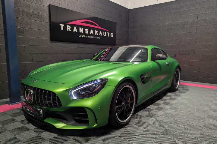 MERCEDES AMG GTR