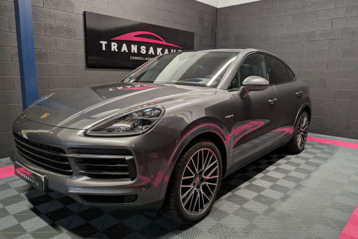 PORSCHE CAYENNE COUPE